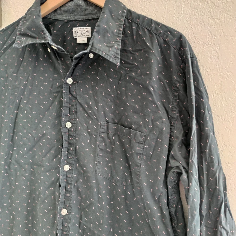 J. Crew 💙 Men's Button Down Shirt Top Printed